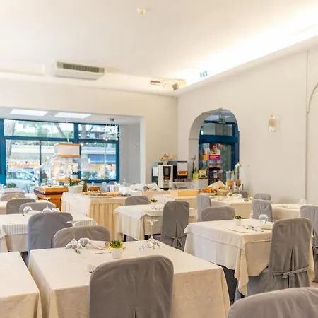 Rosso Blu 3* Cesenatico